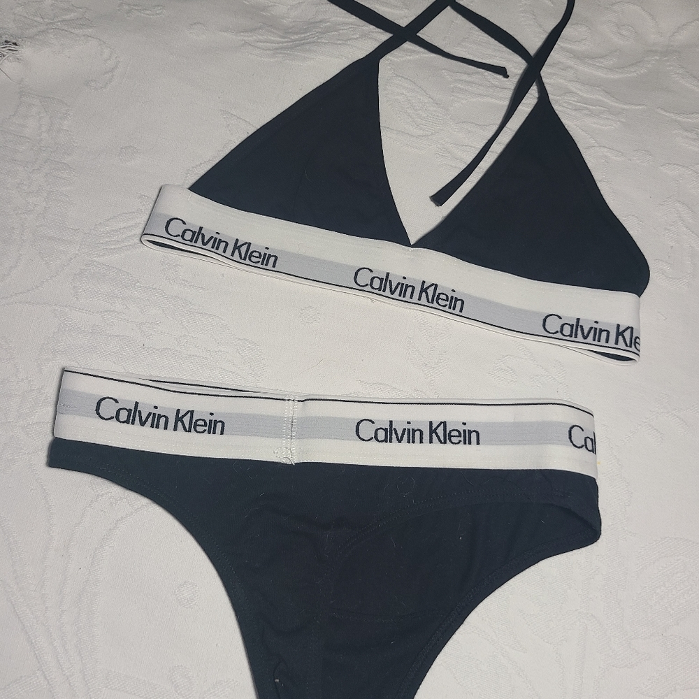 Calvin Klein Thong & Bra set